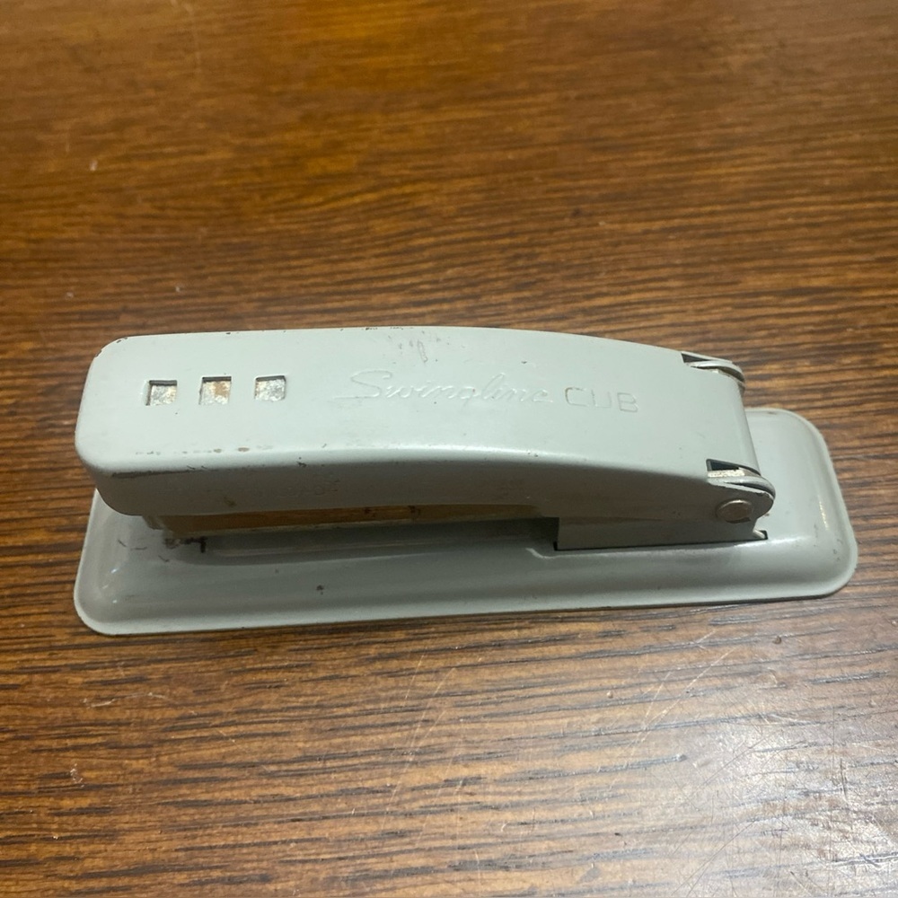 Vintage Swingline CUB Metal Stapler & Staples Grey Office Desktop Small 5.25"